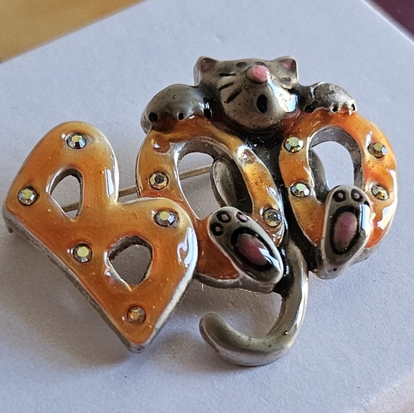 Vintage AJMC Halloween Cat Enamel Pin - Picture 2 of 9